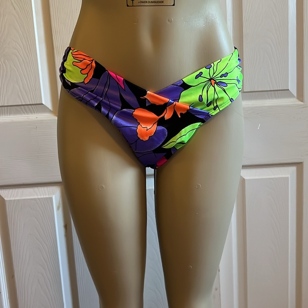 Carabella Bikini Bottom Multi Colored Tropical Combination Sz 12.